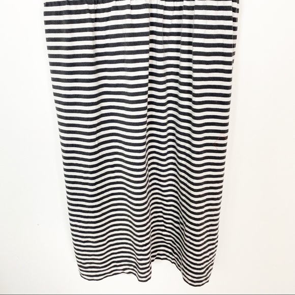 THE PYRAMID COLLECTION Corset Striped Dress Medium - Picture 4 of 7